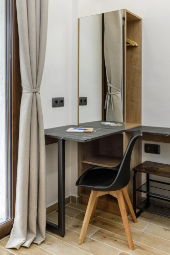 Stylish and Modern Studio - Miltos