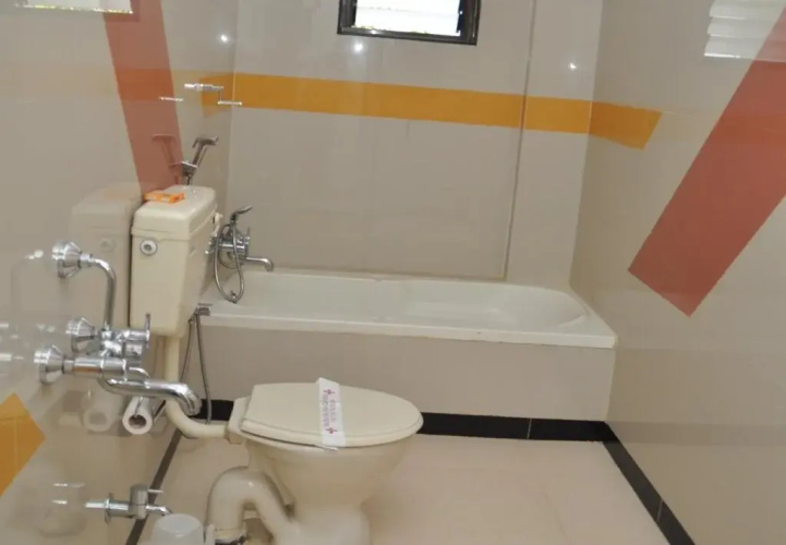 Hotel Excellency Inn