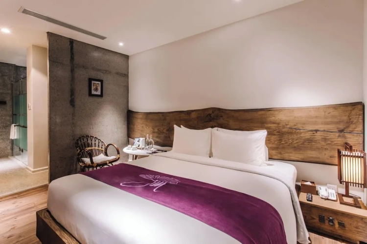 Comfy Lotus Double room