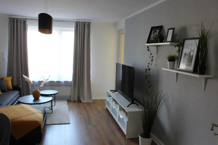 2 Bedrooms Apartment