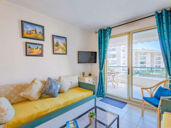 Villa LOpen Fréjus 21080