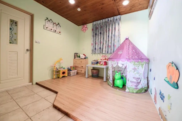 Standard Double room with balcony and with mountain view