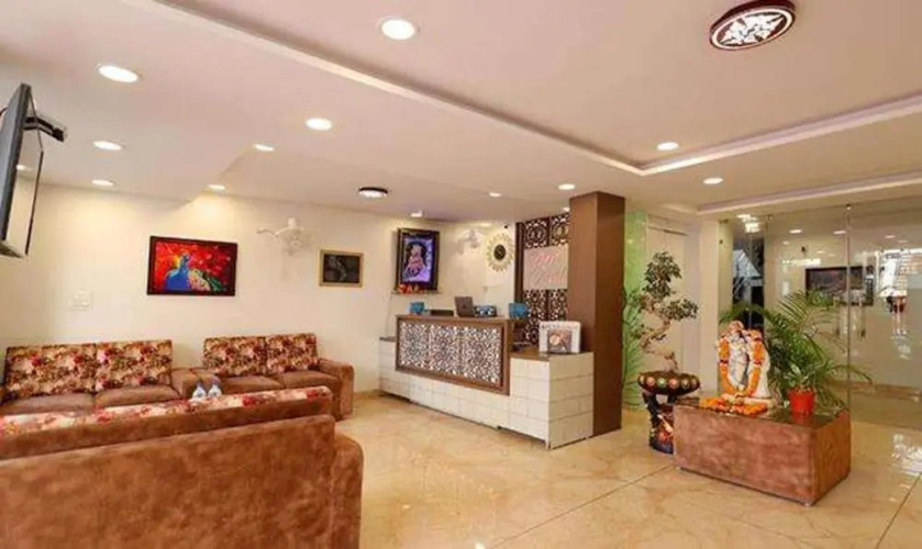 Fabhotel Red Coral