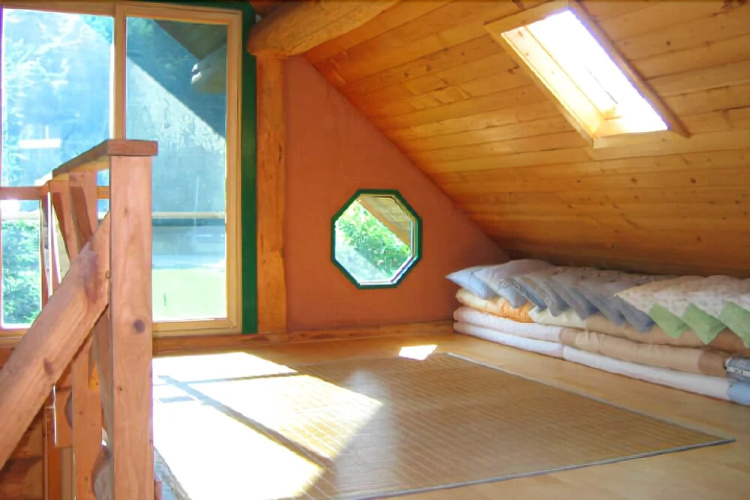 Danyang Geumsusan Log Pension