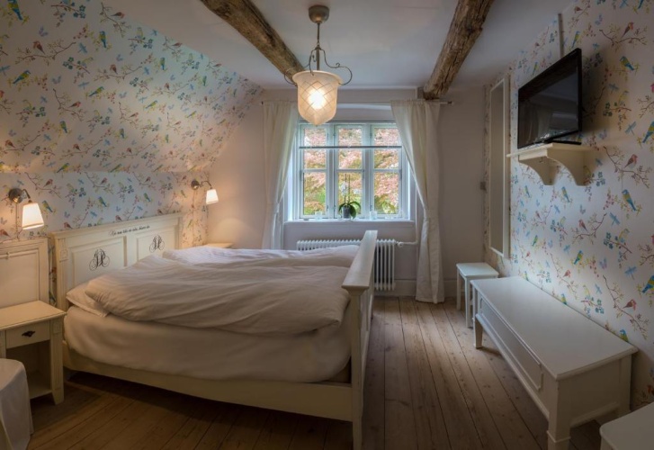 Standard Double room with view