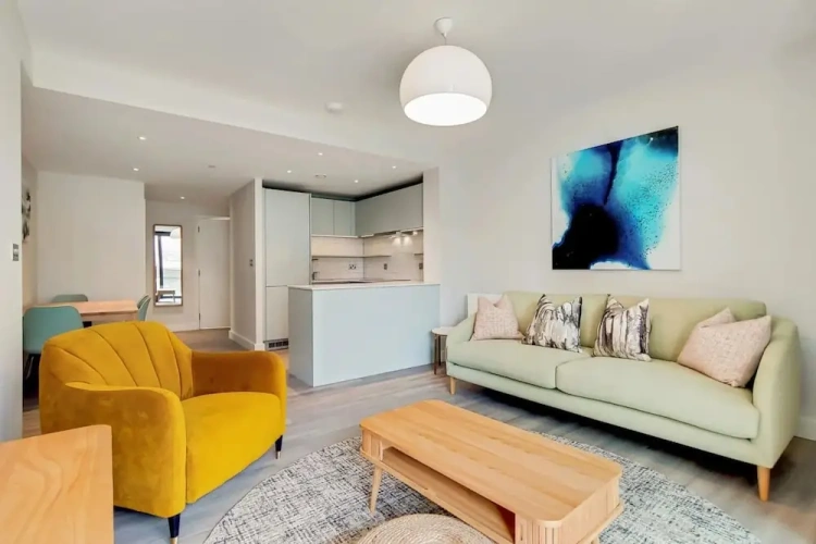 2 Bedrooms Apartment