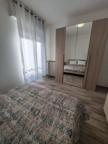 3 Bedrooms Apartment