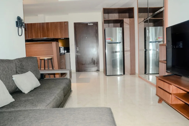 Artistic Room Lavenue Apartment