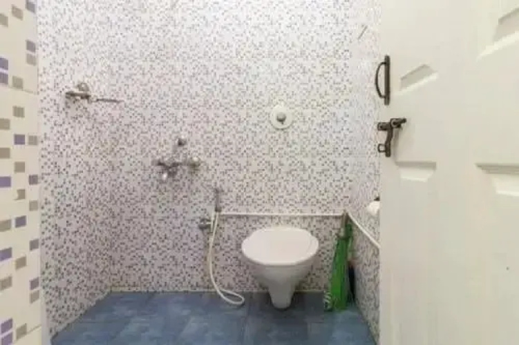 Clover Suites