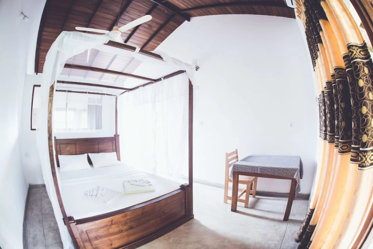 Rupa's Hotel