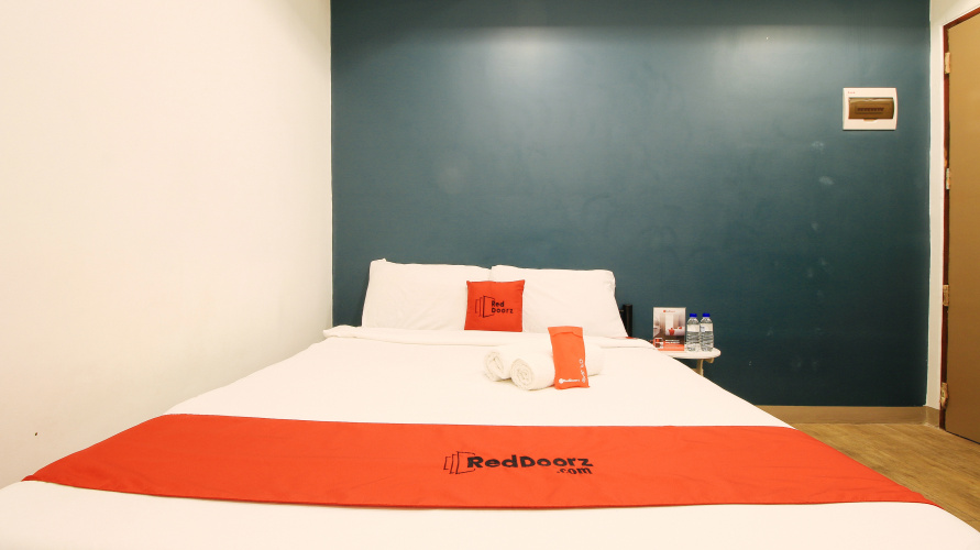 RedDoorz Plus @ San Marcelino Malate