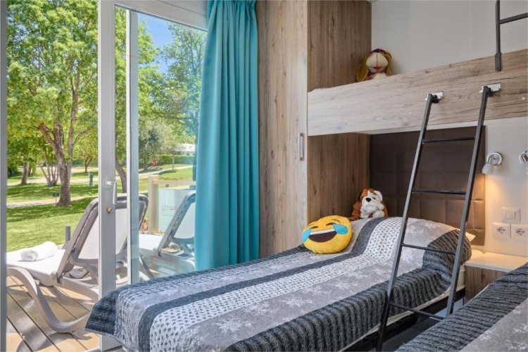 Premium Family room
