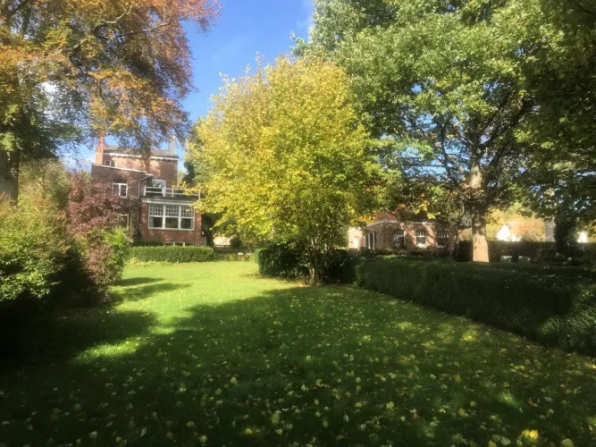 4 Bedrooms Cottage