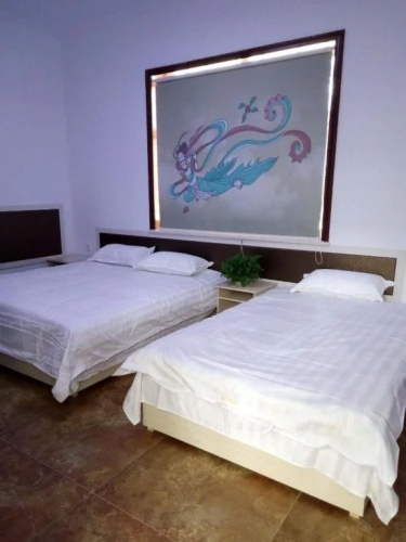 Donglai Hostel Dunhuang