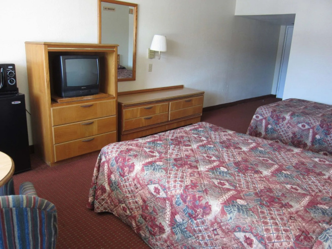 Rhode's Motor Lodge