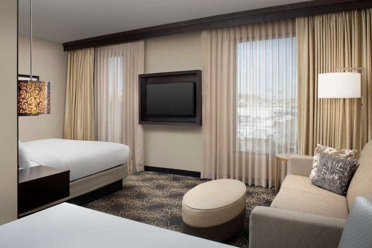 Embassy Suites by Hilton Knoxville West photo 11