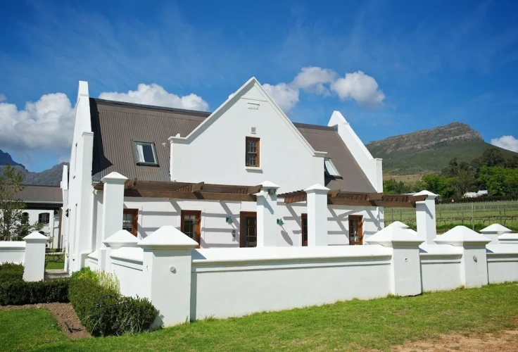 3 Bedrooms Family Cottage with mountain view