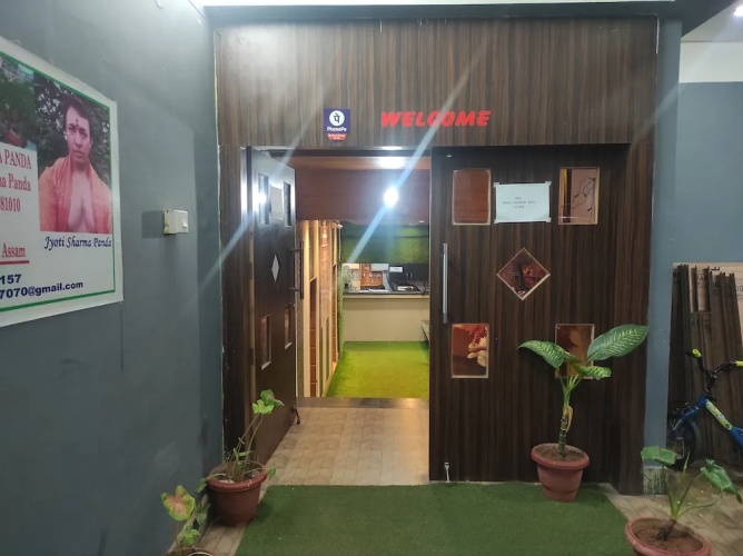 Hotel Om Regency