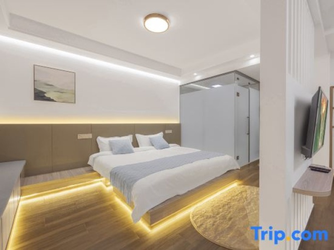 Deluxe Double Suite