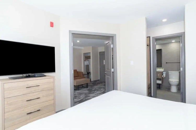 Deluxe Double Suite