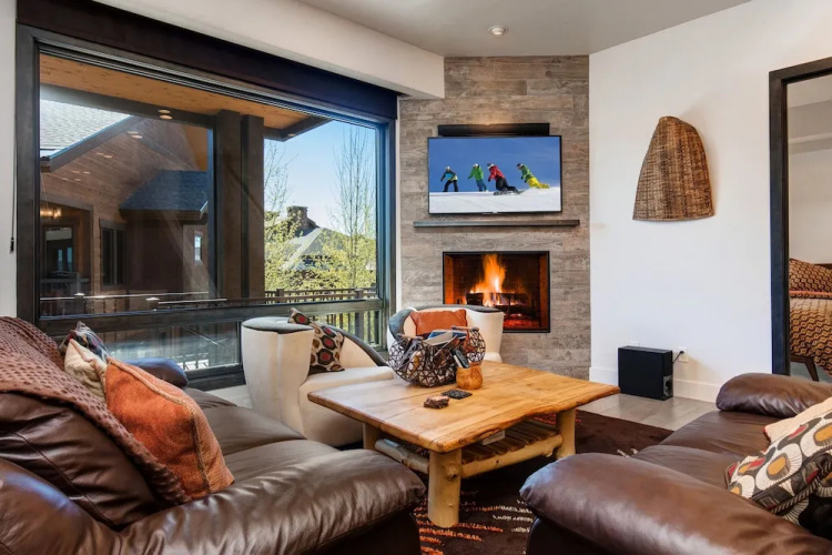 4221 Willow Draw Road Condo Unit 303
