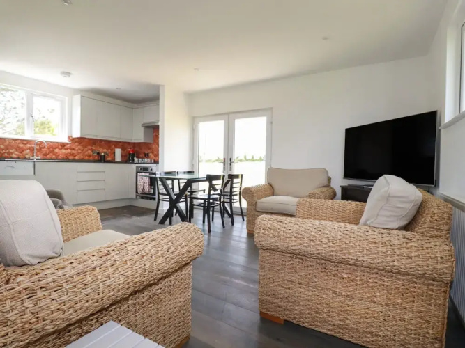 Atlantic Apartment