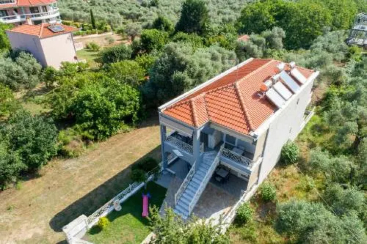 Antigone Apartments