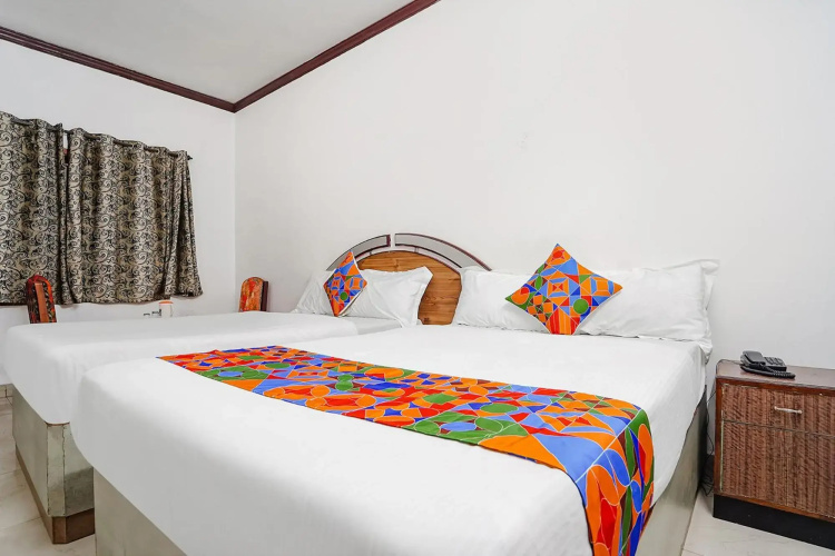 Hotel Orchid Inn