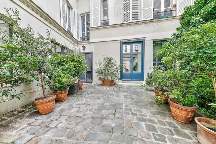 Appartement De Charme Eperon - Image 10