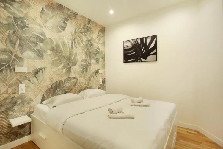 Tracy apartment