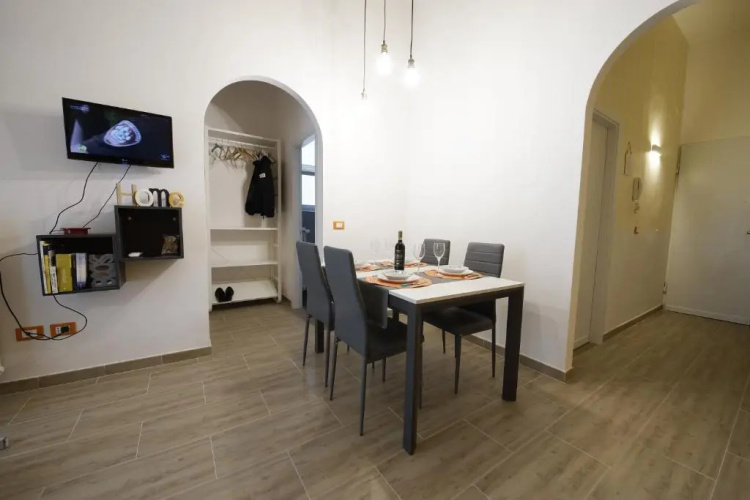 Fiorino House