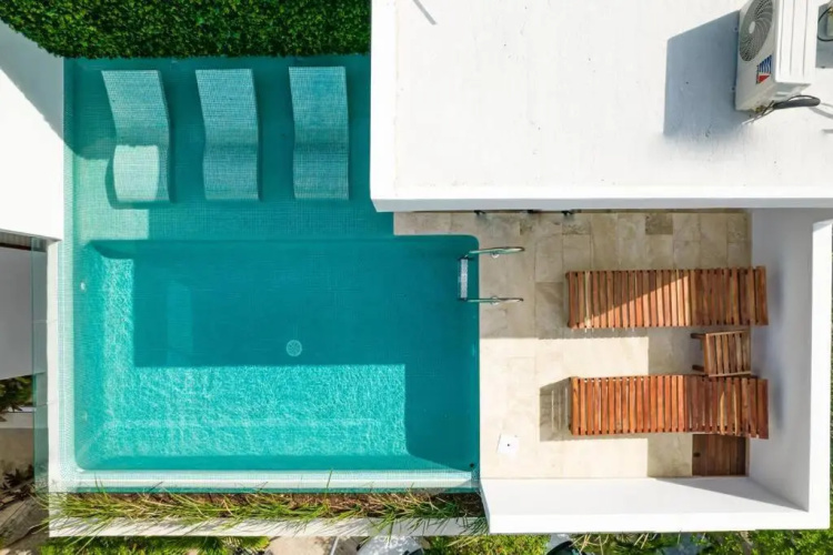 S102 Nadide Luxury PRIVATE JACUZZI STUDIO with a jungle view