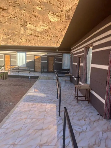 Sharah Luxury Camp