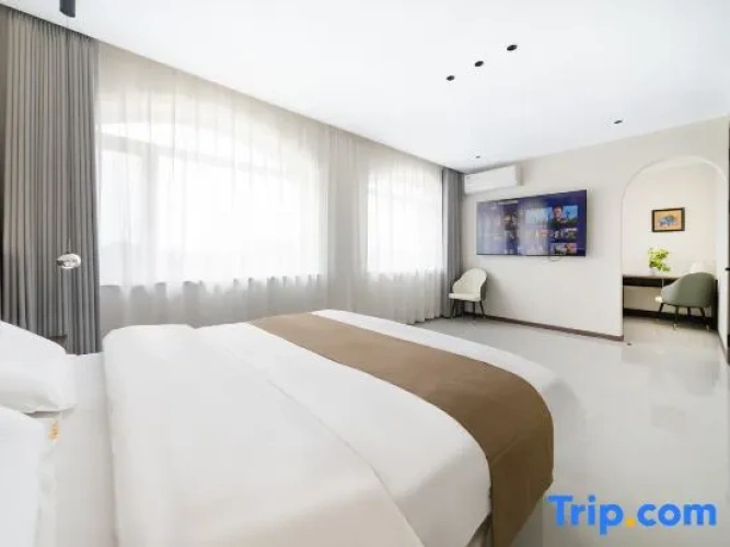 Deluxe Family Suite