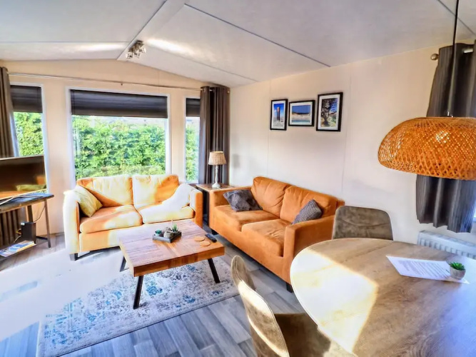 Serene Dune Chalet Near Beach