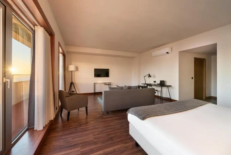 Premium Suite seafront