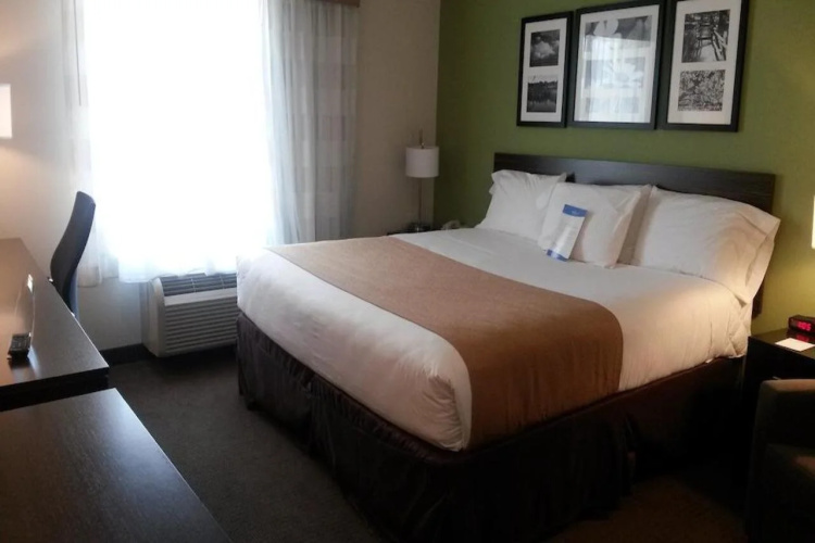 PetroStay Inn & Suites Cotulla