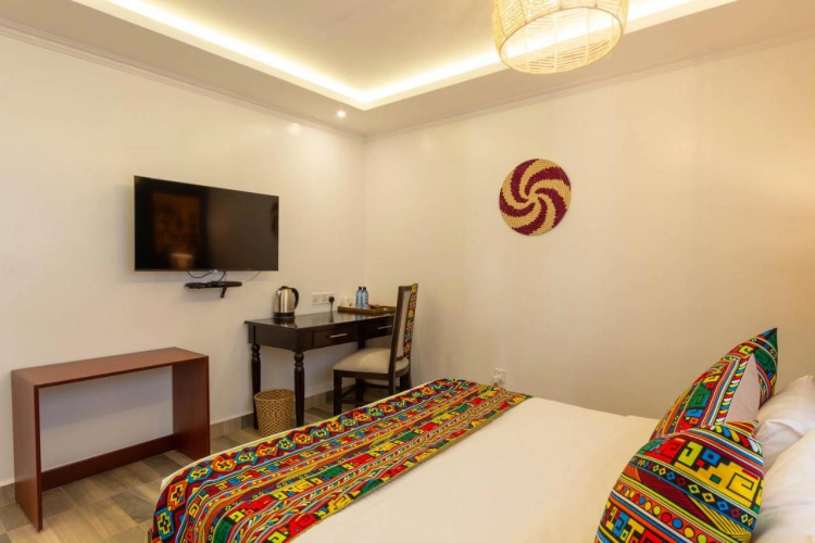 Trisan Hotel