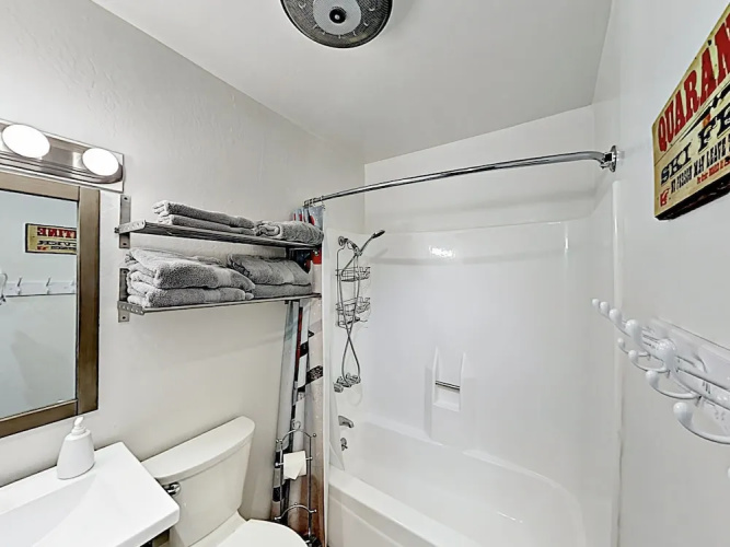 11711 Truckee - 2 Br Condo
