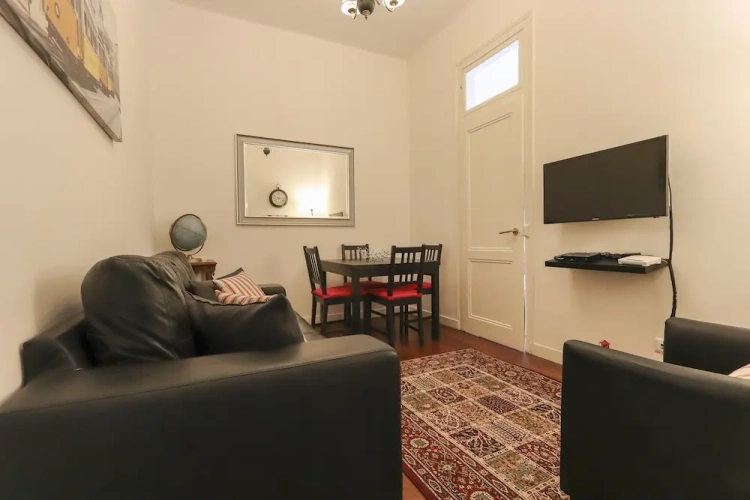 2 Bedrooms Apartment
