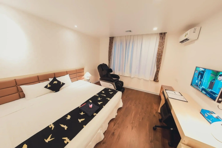 Premium Twin room