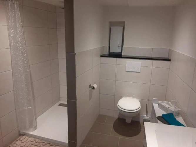 2 Bedrooms Cottage