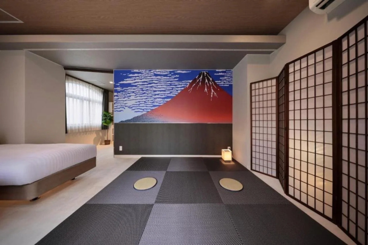 MINAMISENBA Crystal Hotel