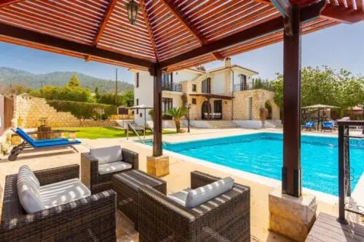 Villa Minoas