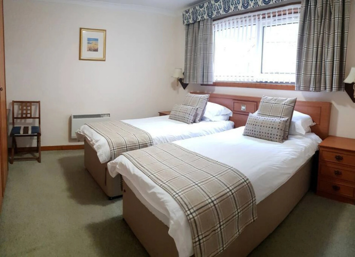 Loch Rannoch Red Deer Lodge 1