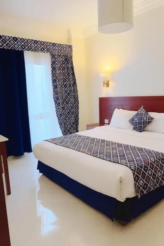 2 Bedrooms Suite with balcony