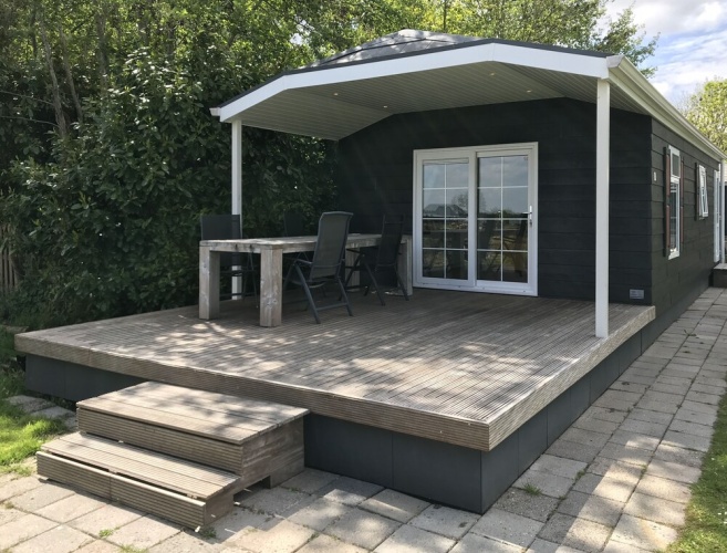 Standard Chalet