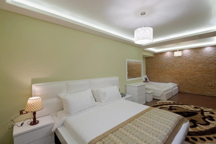 Casta Diva Hotel