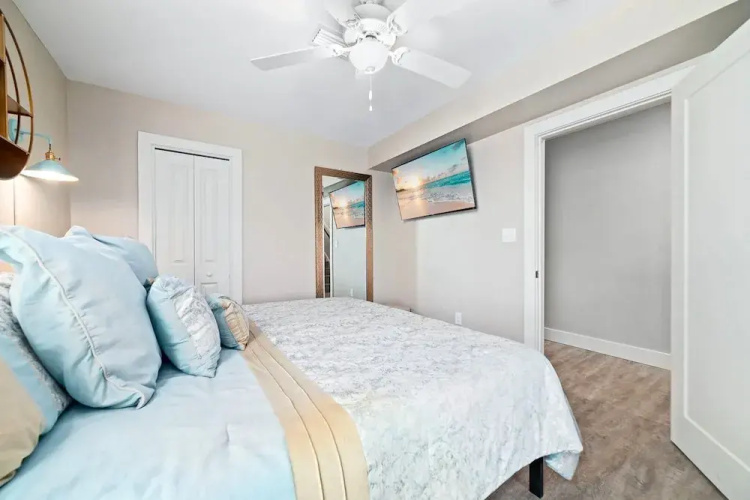 Pipedreams 333 E 4 Bedroom Home
