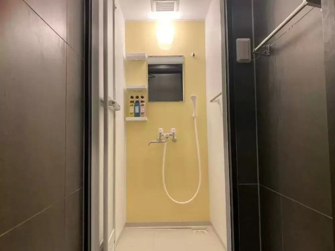 Capsule Hotel 2nd BOX